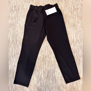 Lululemon On the Fly 7/8 Pant Size 6